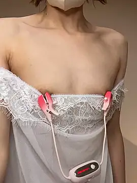 mimi_mimi_room's cam snapshot