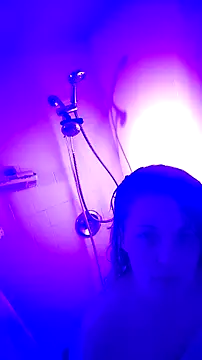 Eezyvibez87's cam snapshot