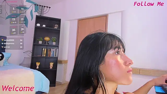 Daniela_Santanaa live sex cam