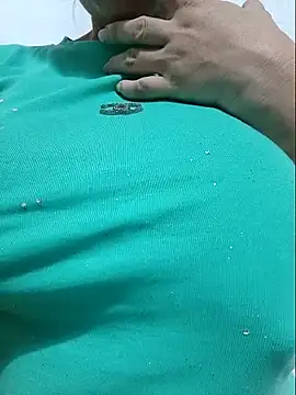 Shine_Mai's cam snapshot