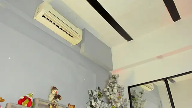 Maaracooper live sex cam