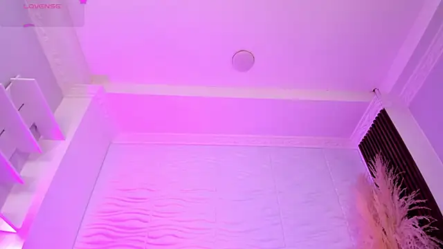 AudreyHayworth live sex cam