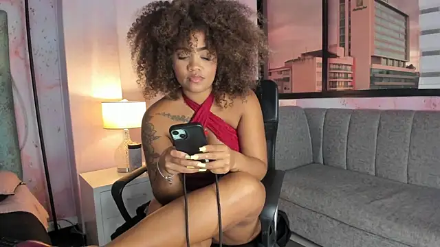 riri_brunnete live sex cam