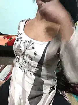 A-L-I-M-A's cam snapshot