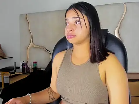 ScarletDoll's cam snapshot