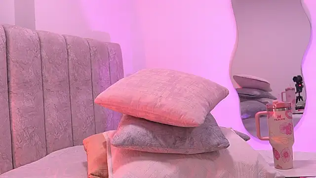 violeta_aroca live sex cam