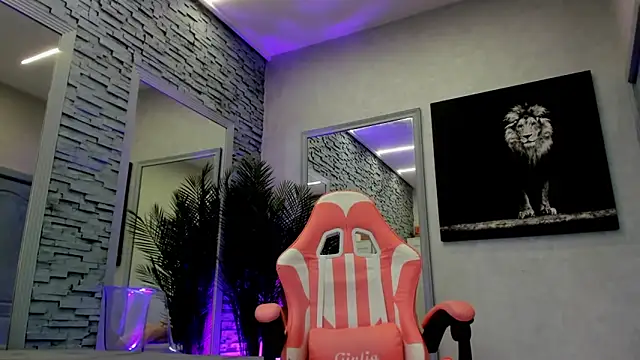 Reina_Cummings's cam snapshot