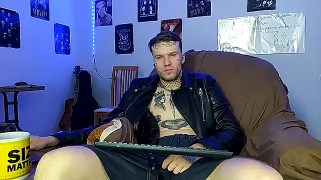 Huntall77's cam snapshot