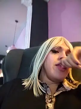 kimCosseyy live sex cam