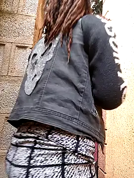 Swirly_blac live sex cam