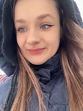 KittyQueeny live sex cam