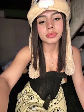 Laura-Khalifa live sex cam