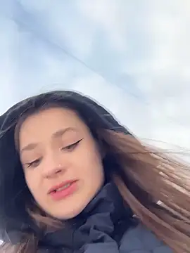 KittyQueeny live sex cam