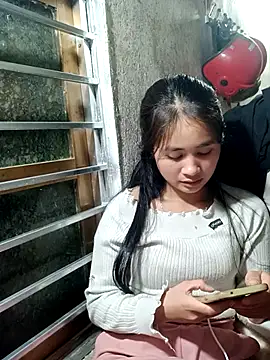 Him_MountainGirl live sex cam