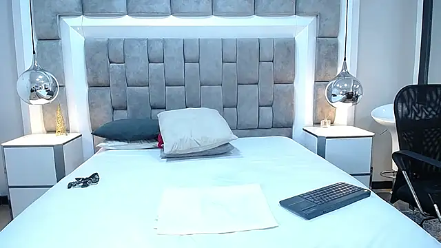 Ethan_Greys's cam snapshot