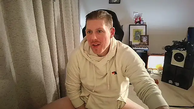 God_Of_ThundeRR's cam snapshot