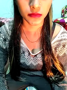 Yours-Zeenat's cam snapshot