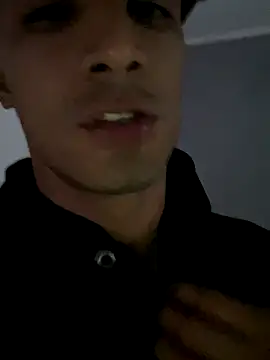 Maicol_xxxx live sex cam