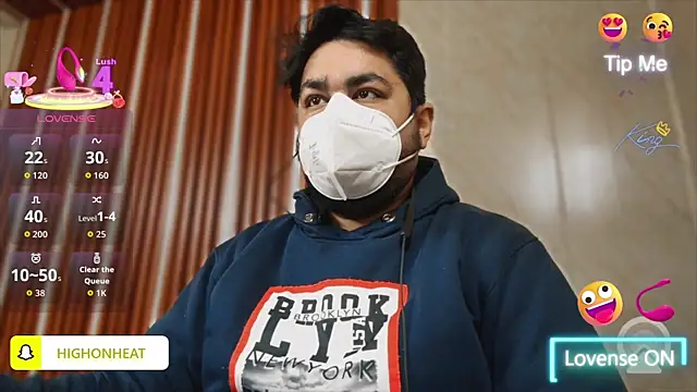 IM2HOTT4U live sex cam