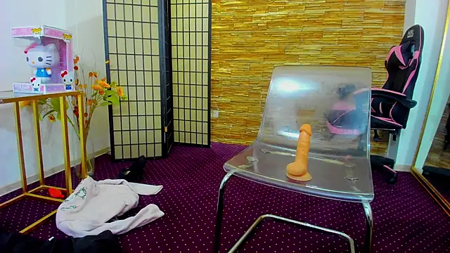 AishaRouhi live sex cam