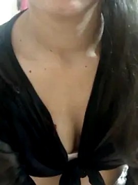 aarti_kushwah's cam snapshot