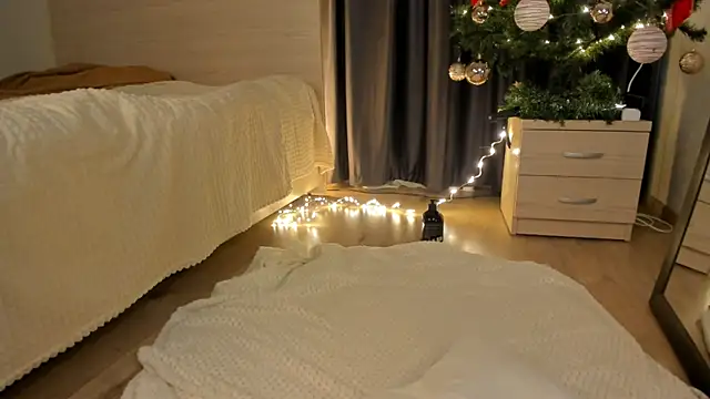 NessaDay live sex cam