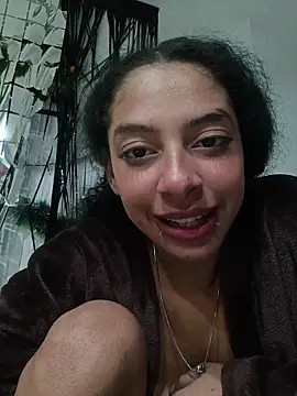 Tinyy_Star live sex cam