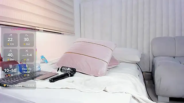 nicol_moons's cam snapshot