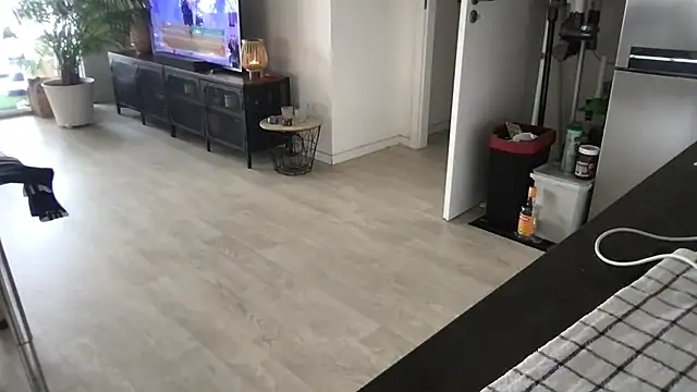 Toysboy67bi's cam snapshot