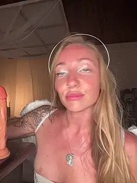 OpheliaRoxx's cam snapshot