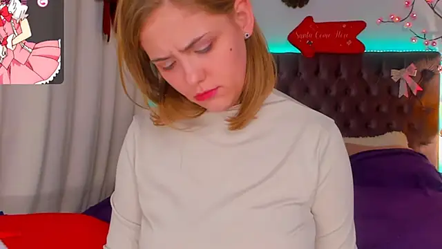 DellaRowe's cam snapshot