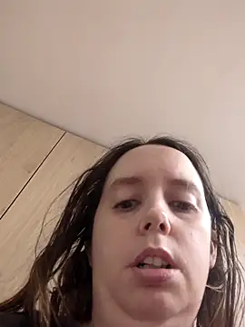 JuicyLucyy69's cam snapshot