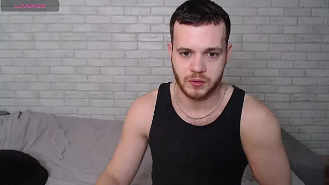 Alexxx_horny live sex cam