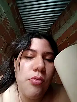 ariana_d20 live sex cam