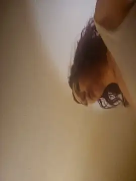 erinSmiles live sex cam