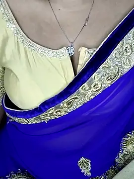 Hotty_Kavita's cam snapshot