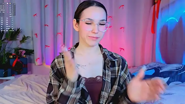 -CindyLou's cam snapshot