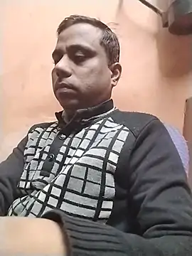 IndianPornStarRavee live sex cam