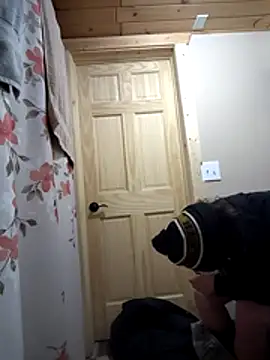 Lilsmokeshow017 live sex cam