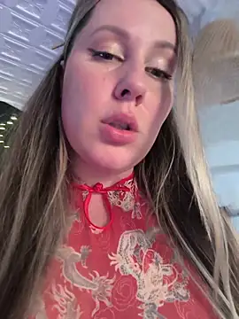 Mona_Plus live sex cam