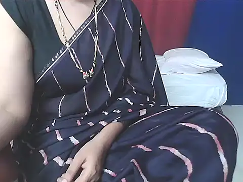 sunitha-3's cam snapshot