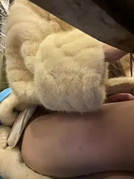 yueyuegirls's cam snapshot