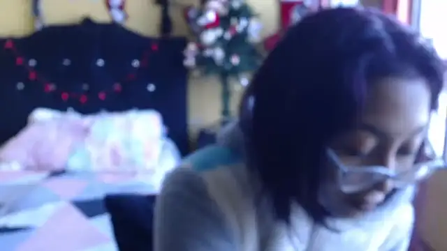 Violet_And_Smith's cam snapshot