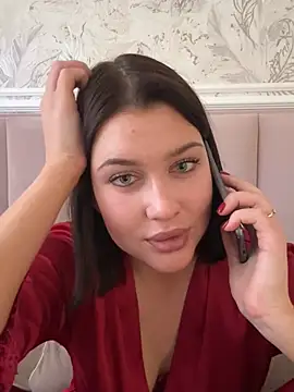 KikiWatson live sex cam