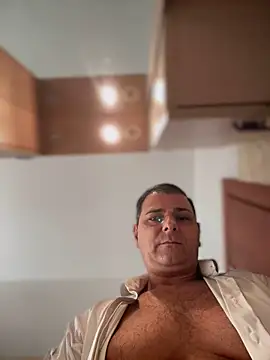 SecretlyDD live sex cam