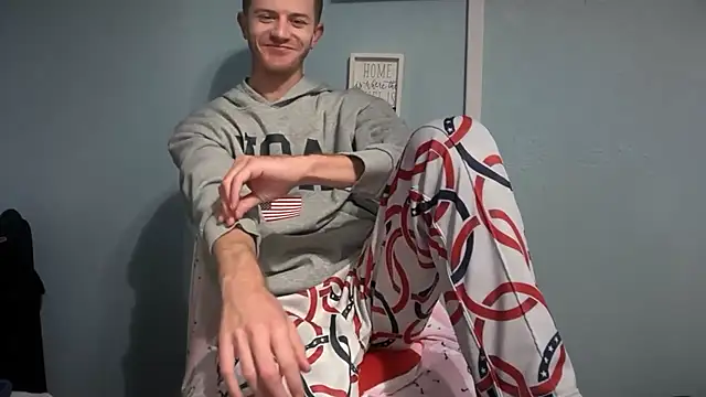 greekmythics's cam snapshot