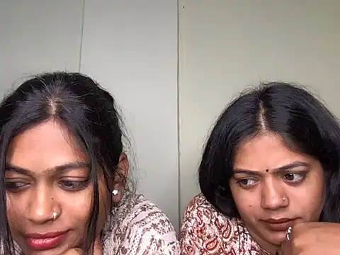 HoleyCoupon's cam snapshot