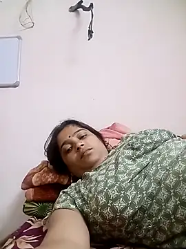 Trisha_71 live sex cam