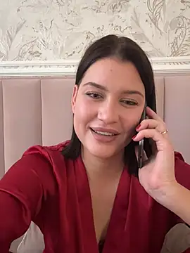 KikiWatson live sex cam