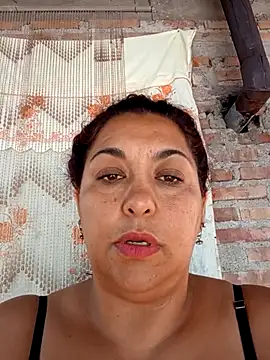 Lobizona's cam snapshot